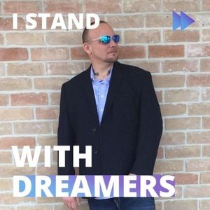 Meet your Posher, Casey